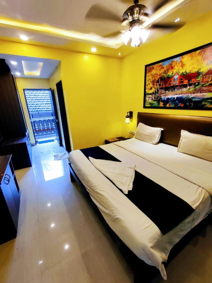 Adam's By Banda Trips 3* GOA