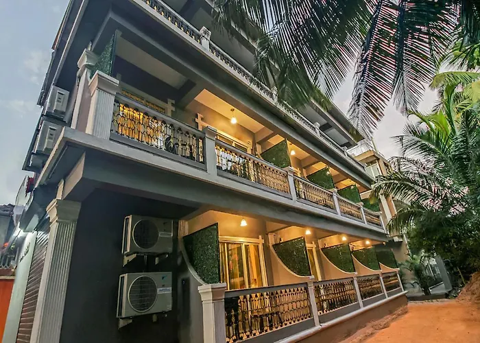 Adam\'S Beach Resort By Banda Trips