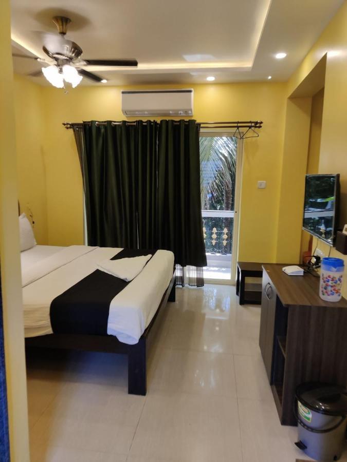 Resort Adam'S Beach Resort By Banda Trips