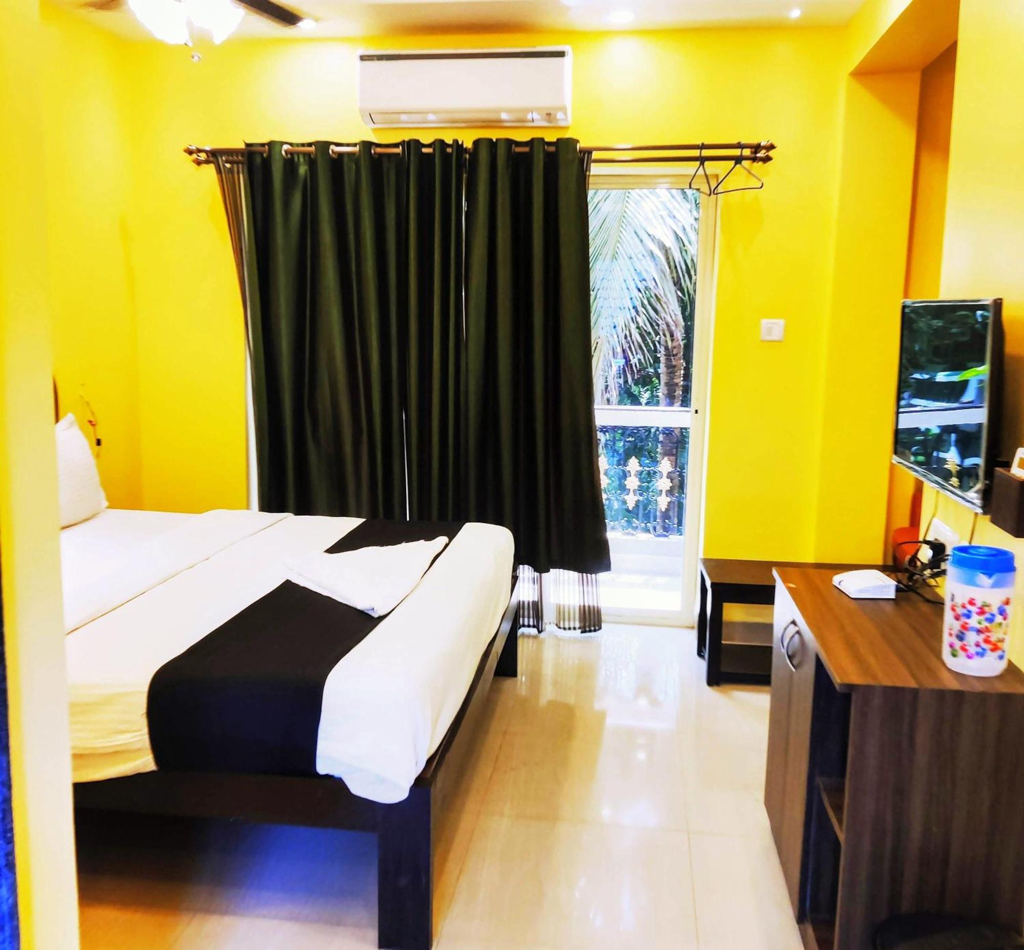Adam'S Beach Resort By Banda Trips
