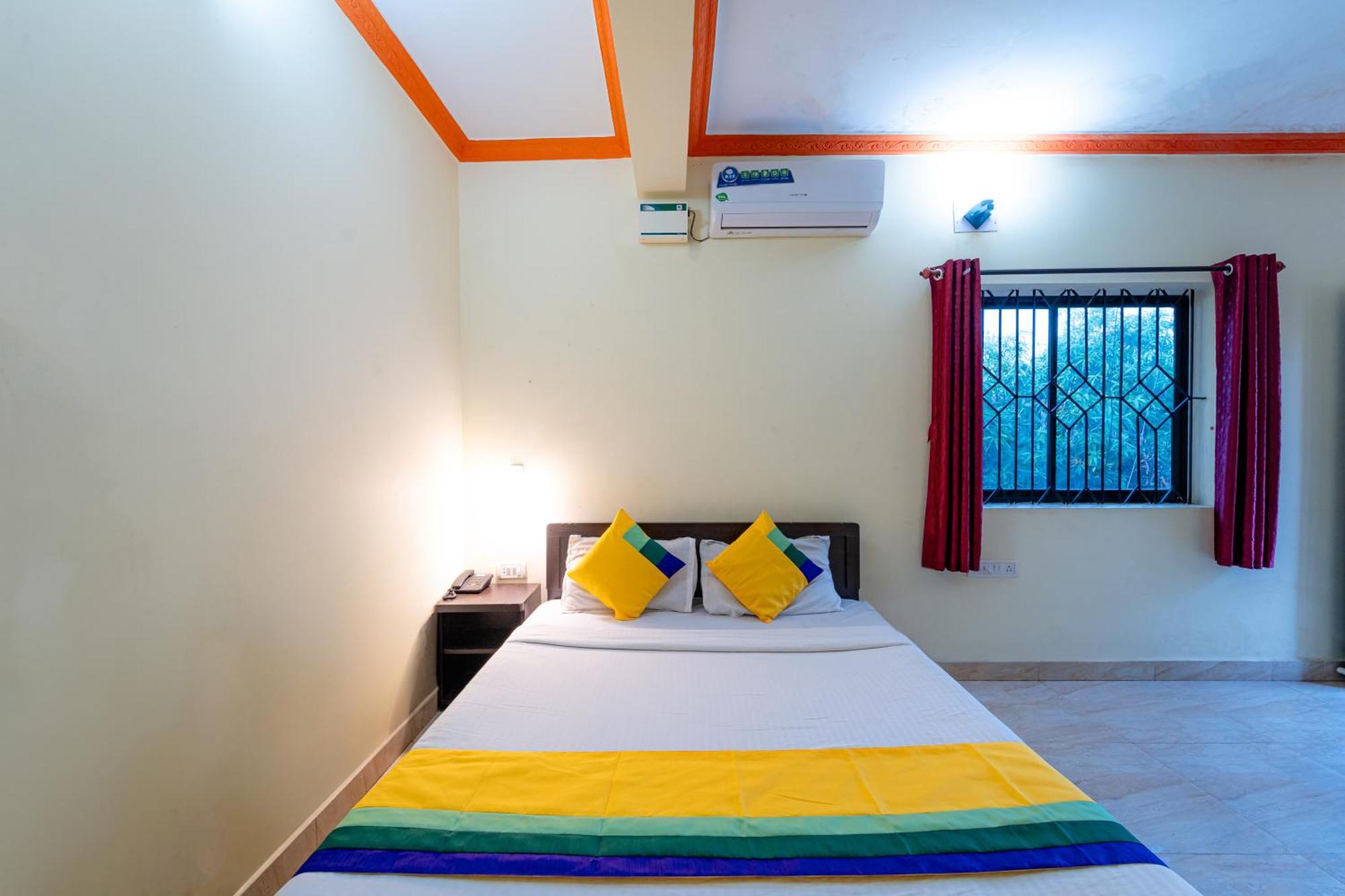 Adam'S Beach Resort By Banda Trips Resort