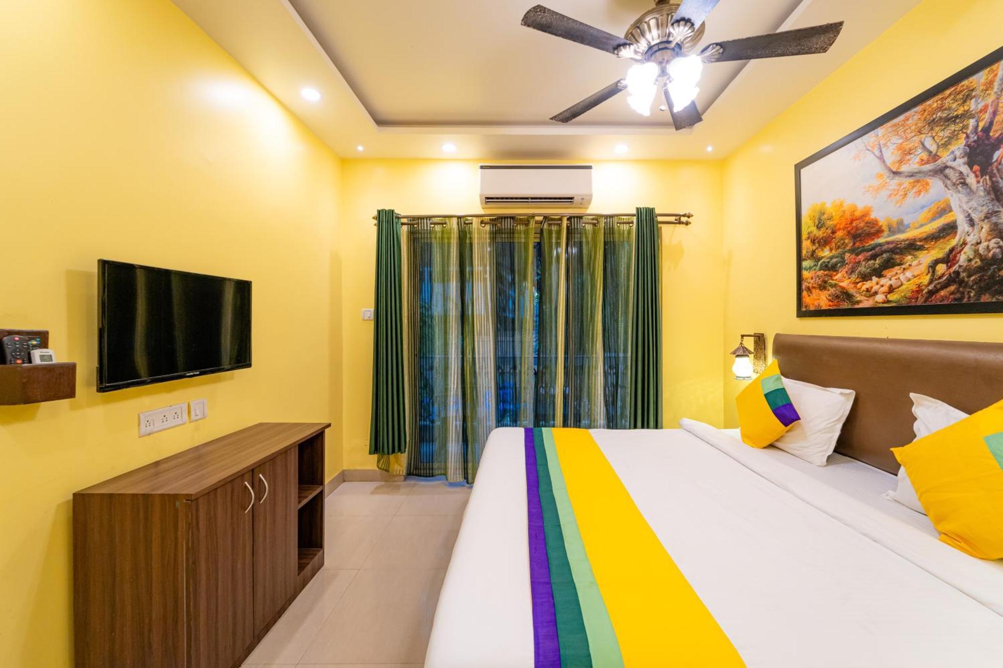 Resort Adam'S Beach Resort By Banda Trips 3*